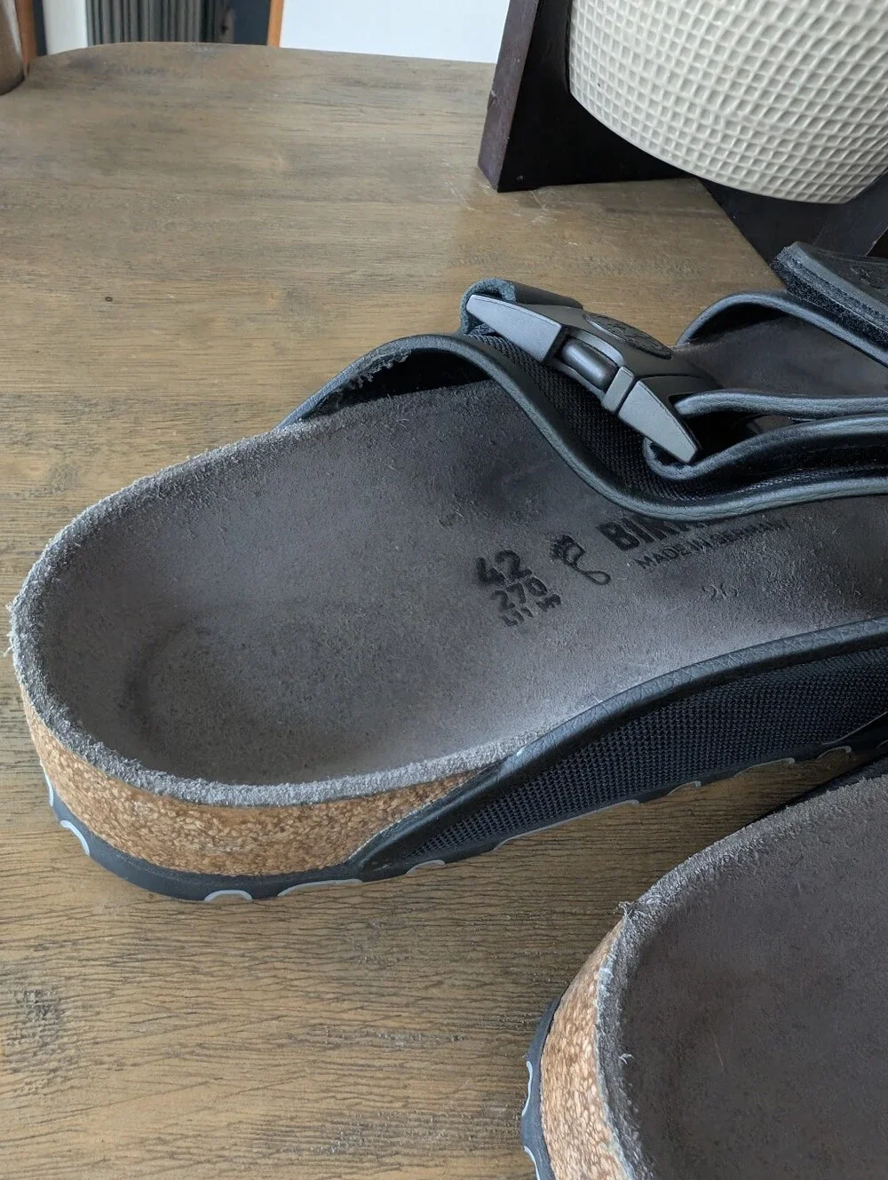 NWOB Birkenstock Rotterdam Slides Sandals 42 Black Buckle